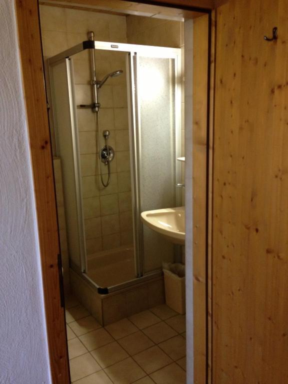 Gasthaus Sonne タルレンツ 部屋 写真