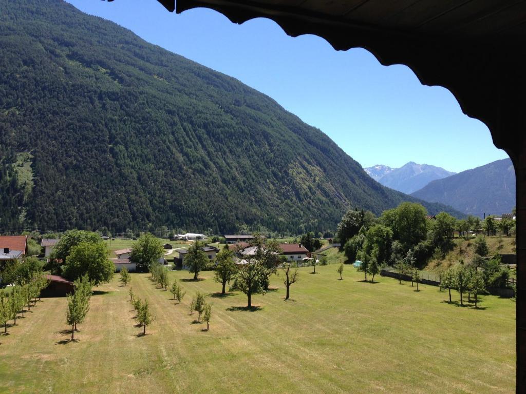 Gasthaus Sonne タルレンツ 部屋 写真