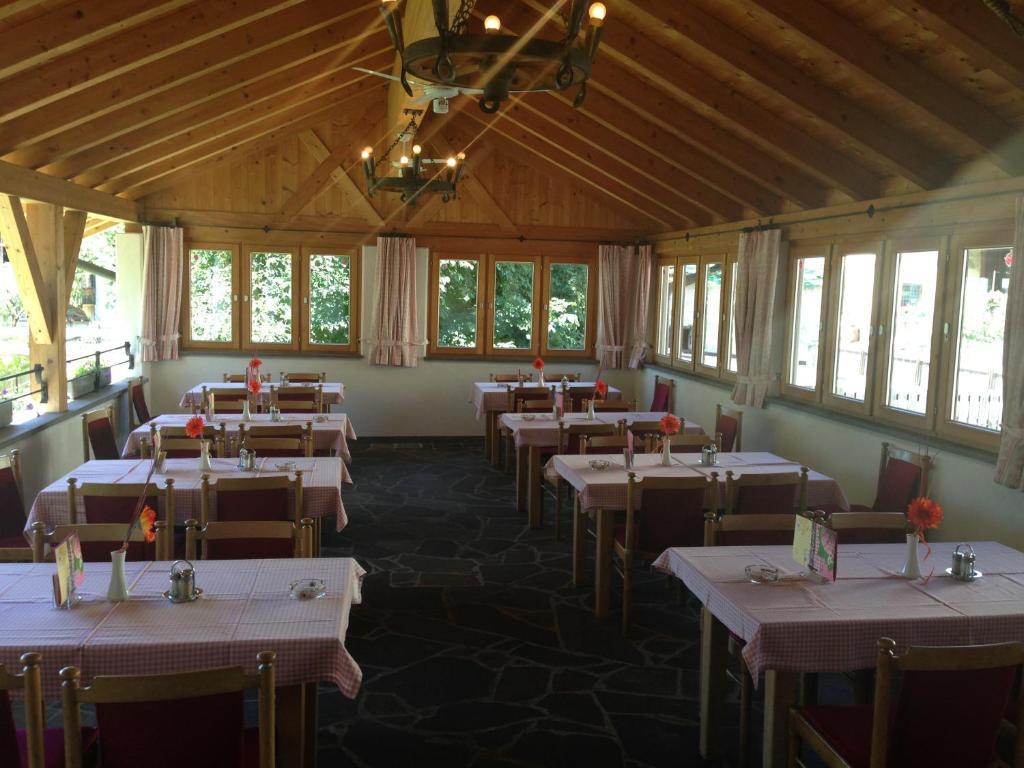 Gasthaus Sonne タルレンツ エクステリア 写真