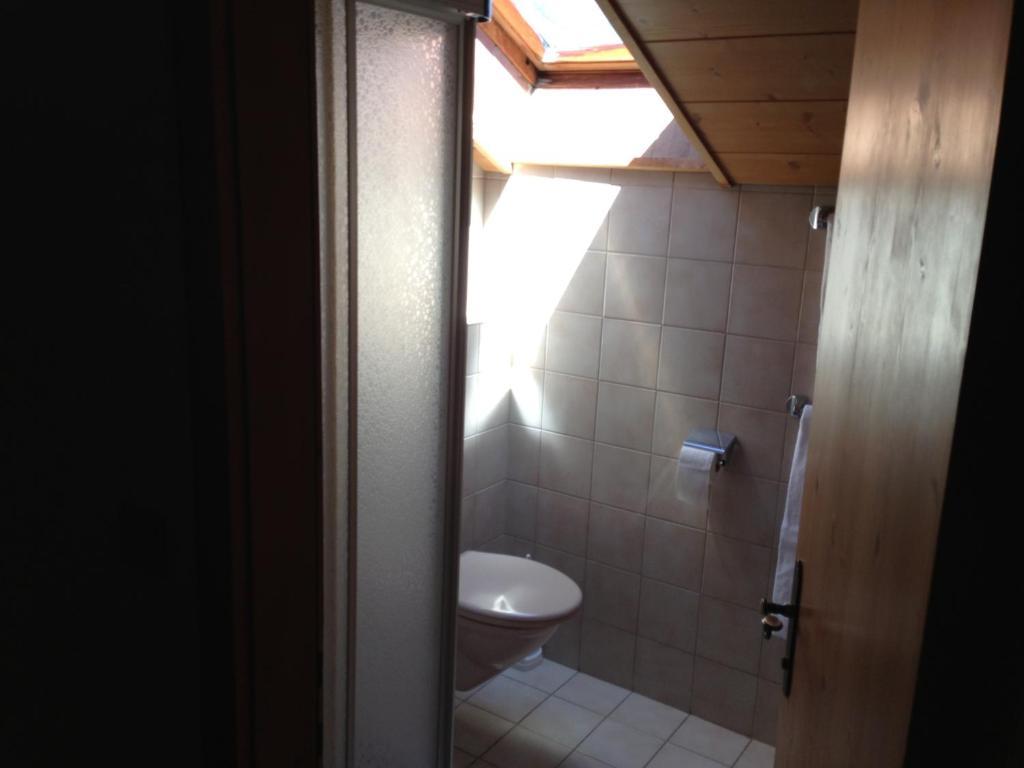 Gasthaus Sonne タルレンツ 部屋 写真