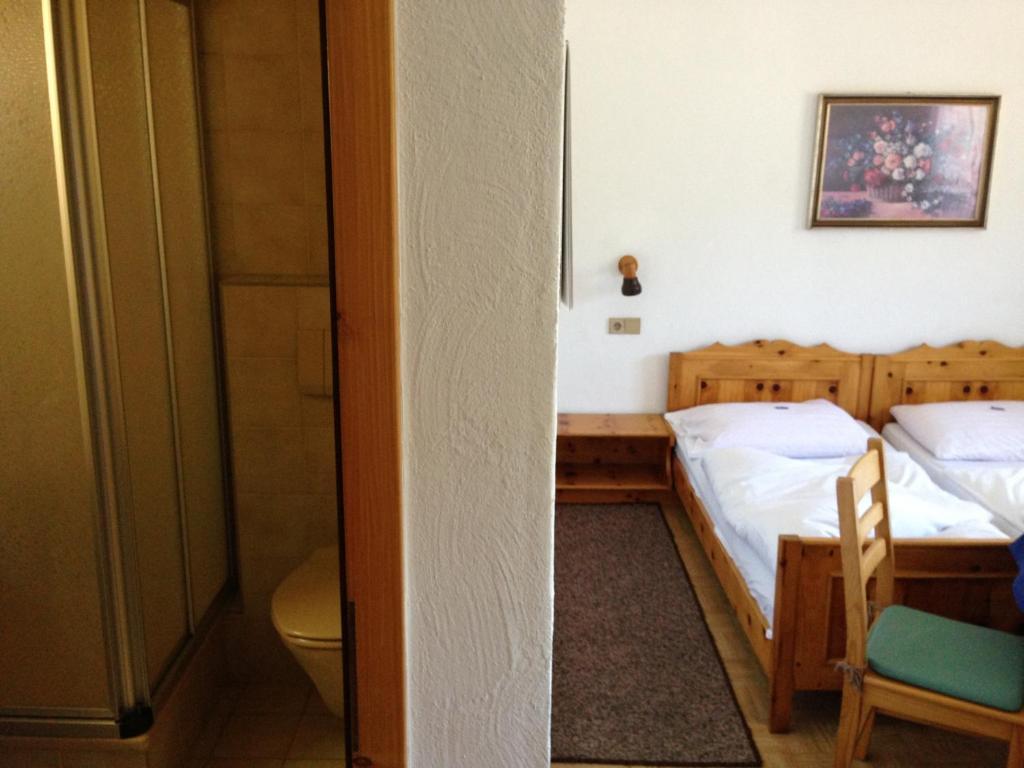 Gasthaus Sonne タルレンツ 部屋 写真