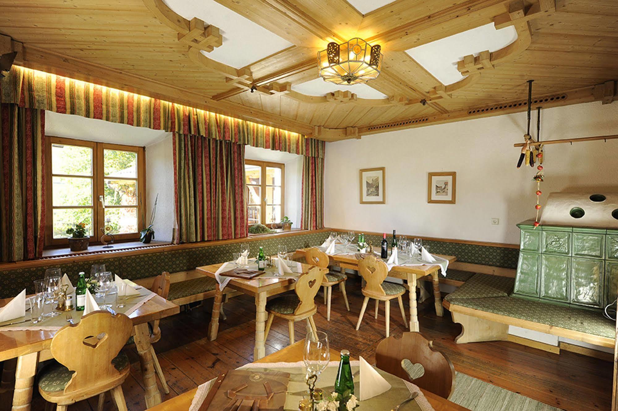 Gasthaus Sonne タルレンツ エクステリア 写真