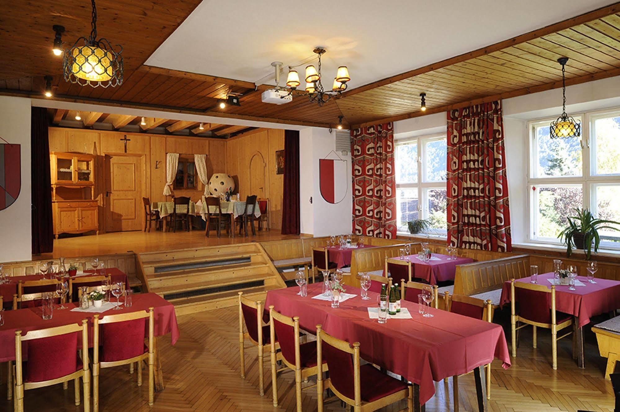 Gasthaus Sonne タルレンツ エクステリア 写真